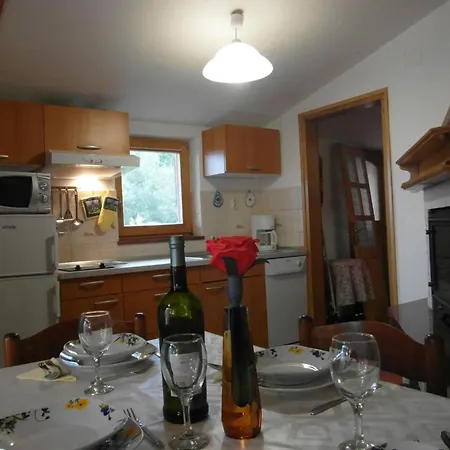 Vikendica Vickovi Mit Gemeinschaftspool By Interhome *